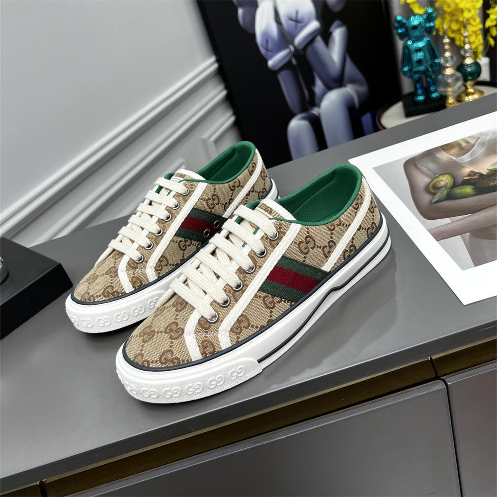GUI Sneakers