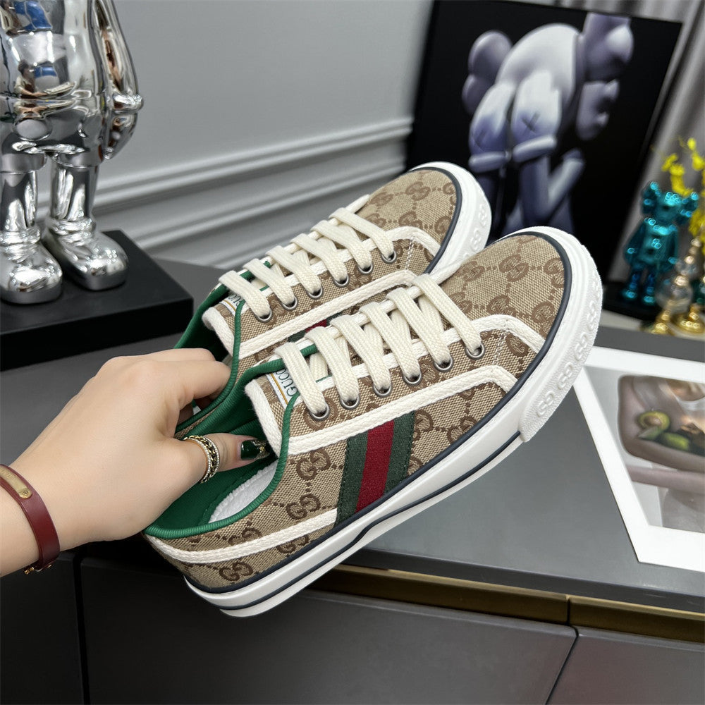 GUI Sneakers